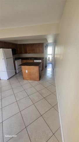 523 SW 1st Ct, Boynton Beach, FL 33435