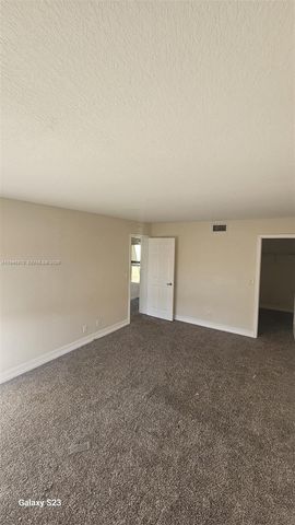 523 SW 1st Ct, Boynton Beach, FL 33435