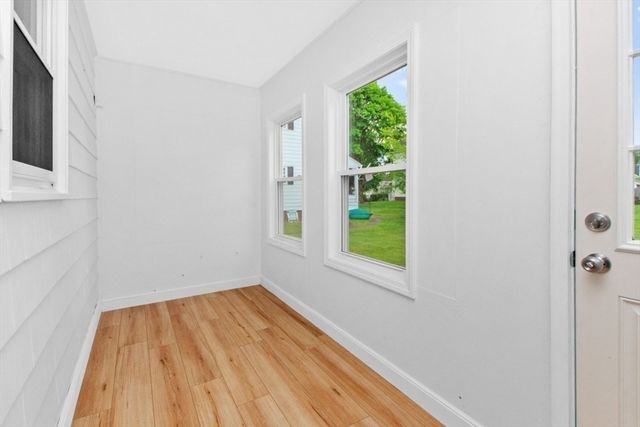 29 Harbor St, Danvers, MA 01923
