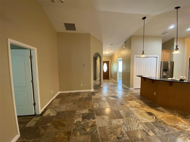 1800 COUNTY ROAD 426 N, Oviedo, FL 32765