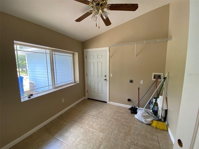 1800 COUNTY ROAD 426 N, Oviedo, FL 32765