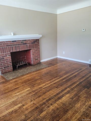3874 Seneca Street, Detroit, MI 48214