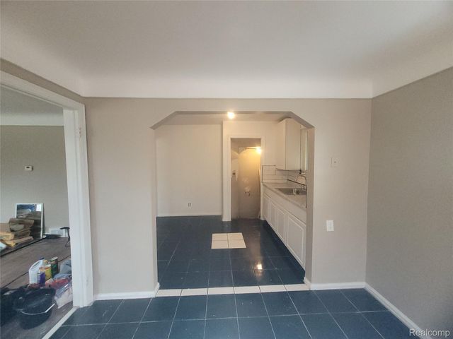 3874 Seneca Street, Detroit, MI 48214
