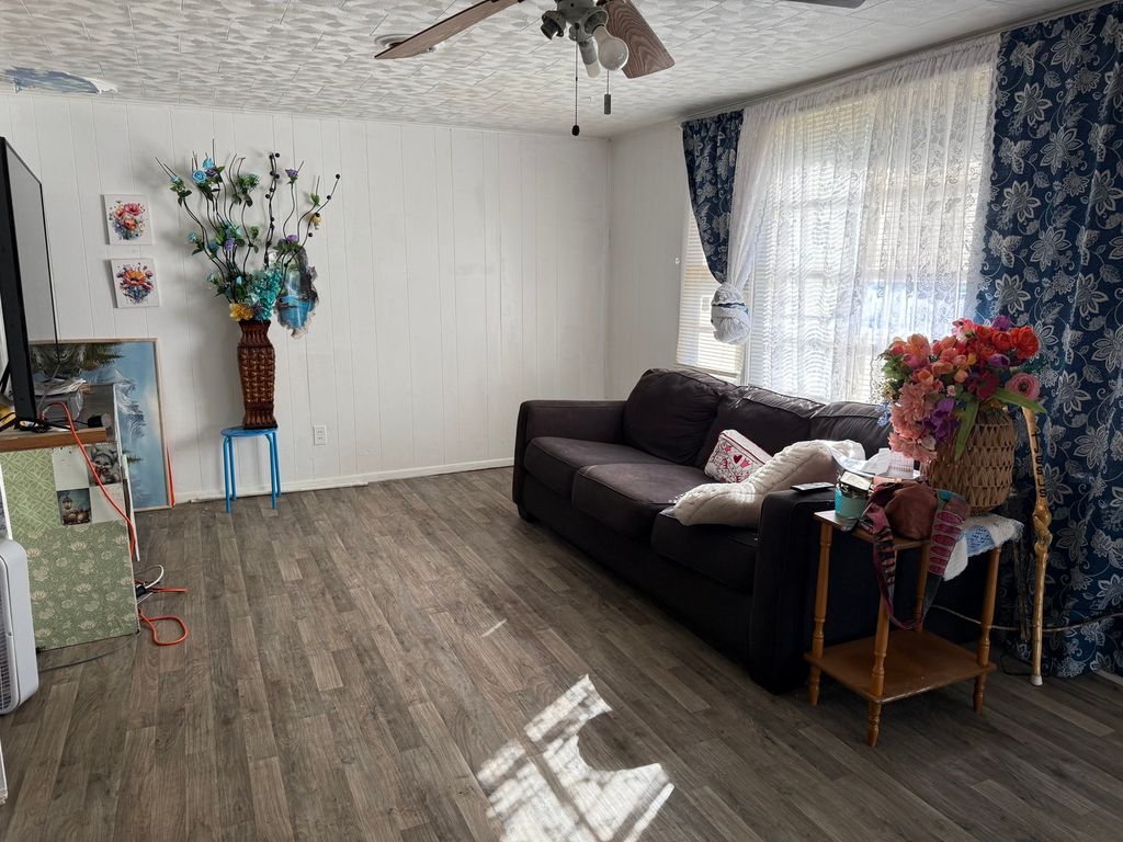 421 North Avenue, Lockport, IL 60441 — photo 3