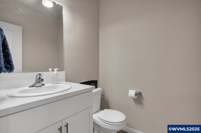 2292 Woodcock Av, Stayton, OR 97383