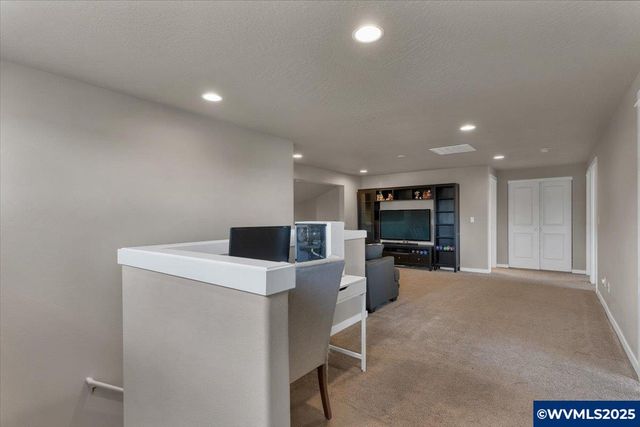 2292 Woodcock Av, Stayton, OR 97383