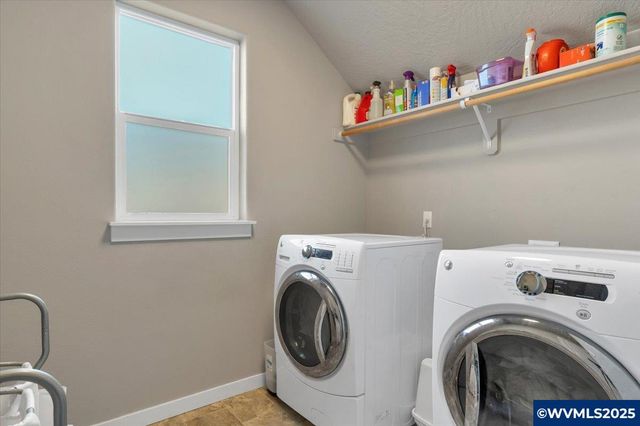 2292 Woodcock Av, Stayton, OR 97383