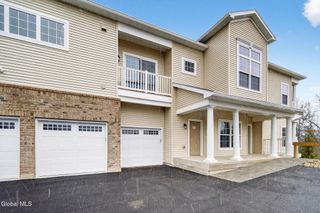 607 Vly Pointe Drive, Niskayuna, NY 12309