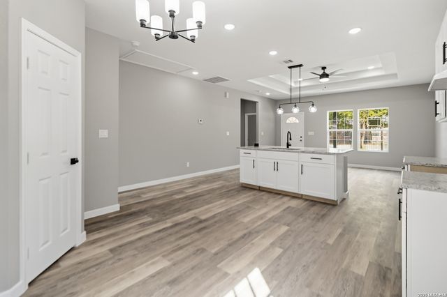 1906 Lennon, San Antonio, TX 78223