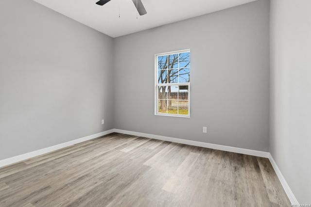 1906 Lennon, San Antonio, TX 78223