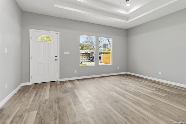 1906 Lennon, San Antonio, TX 78223