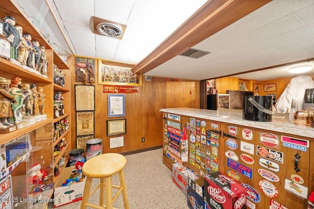 3019 McMahan Blvd, Louisville, KY 40220