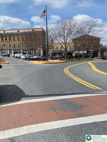 326 Main 1st Floor, Emmaus Boro, PA 18049