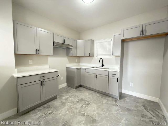 6022 Hazlett Street, Detroit, MI 48210