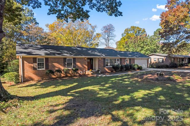 417 Wake Drive, Salisbury, NC 28144