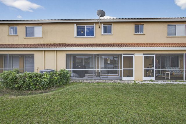 6245 Eaton Street, West Palm Beach, FL 33411