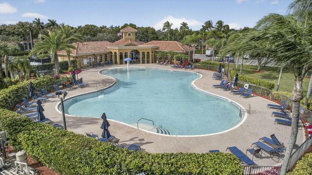 6245 Eaton Street, West Palm Beach, FL 33411