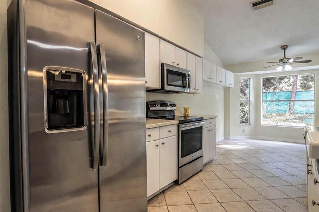 11148 HOLLANDER AVENUE, Hudson, FL 34667