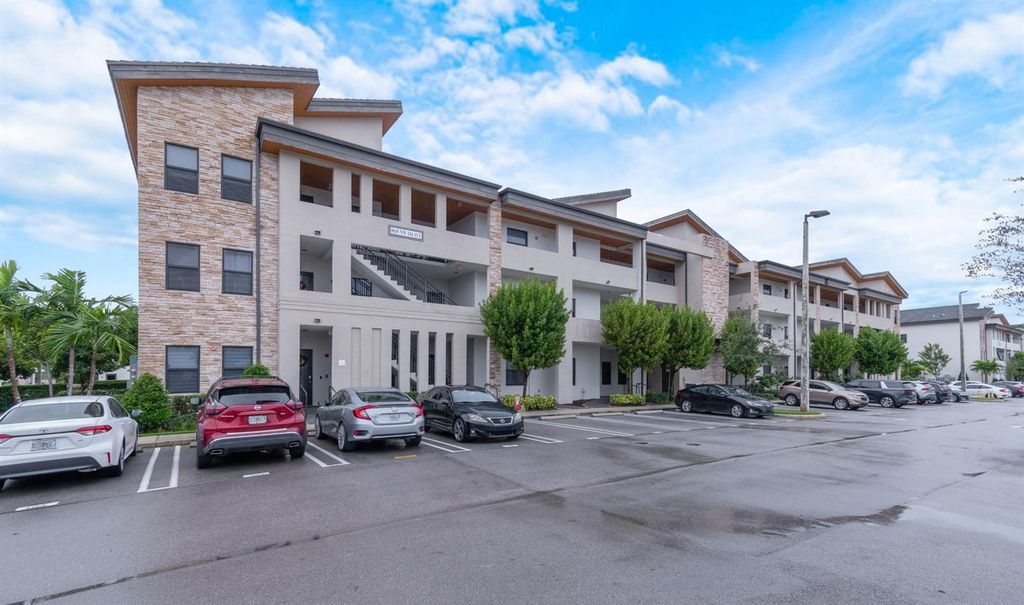 8045 NW 104th Avenue Unit 7, Doral, FL 33178