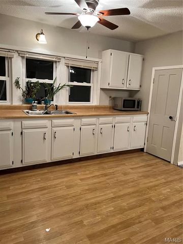 108 Rau Street Street, Waterloo, IL 62298