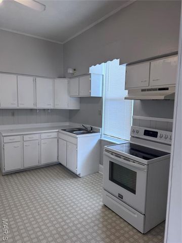 108 Rau Street Street, Waterloo, IL 62298