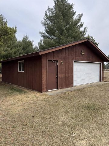 922 Elk Avenue, Adams, WI 53910