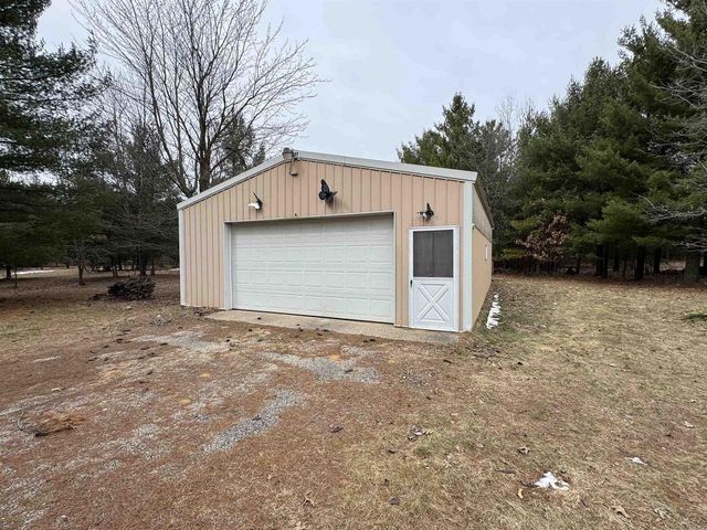 922 Elk Avenue, Adams, WI 53910