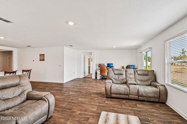 2250 SPIDER LILY Lane, Green Cove Springs, FL 32043