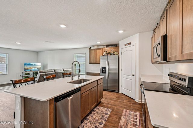 2250 SPIDER LILY Lane, Green Cove Springs, FL 32043