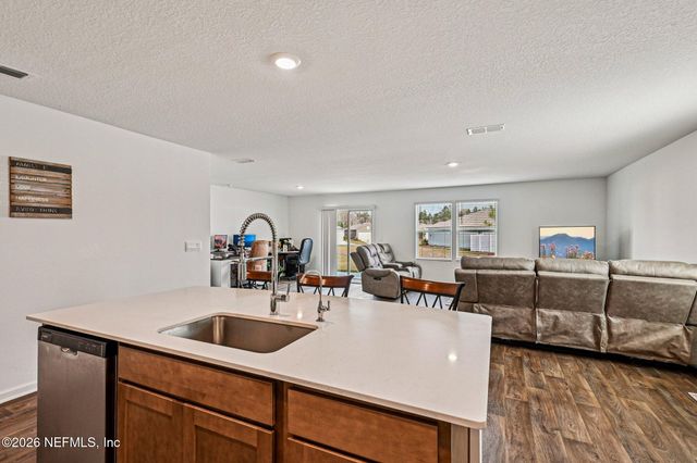 2250 SPIDER LILY Lane, Green Cove Springs, FL 32043