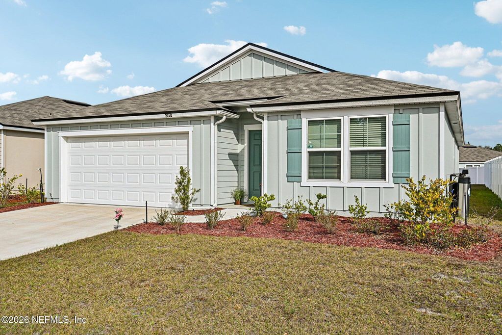 2250 SPIDER LILY Lane, Green Cove Springs, FL 32043