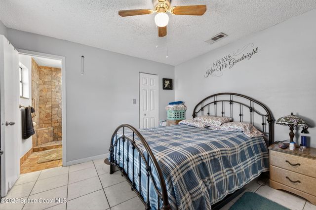 489 Santa Martia Street SW, Palm Bay, FL 32908