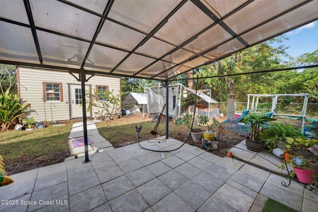 489 Santa Martia Street SW, Palm Bay, FL 32908