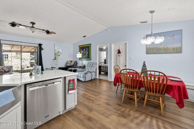 489 Santa Martia Street SW, Palm Bay, FL 32908