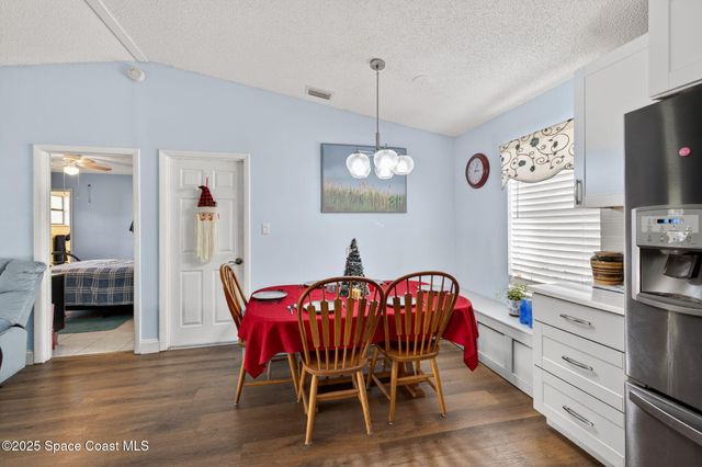 489 Santa Martia Street SW, Palm Bay, FL 32908