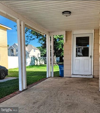 42 MAIN ST, Bridgeport, NJ 08014