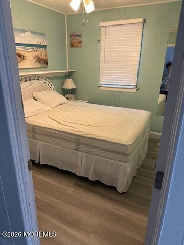 4 Hayes Court, Point Pleasant Beach, NJ 08742