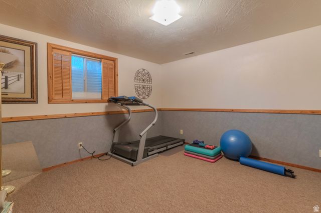 2518 W CARSON LN, West Jordan, UT 84084