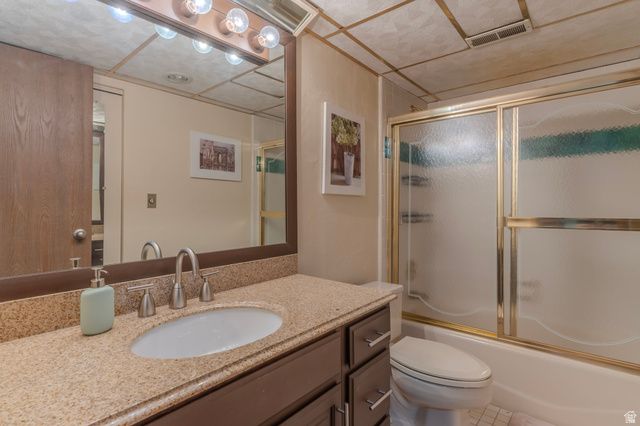 2518 W CARSON LN, West Jordan, UT 84084