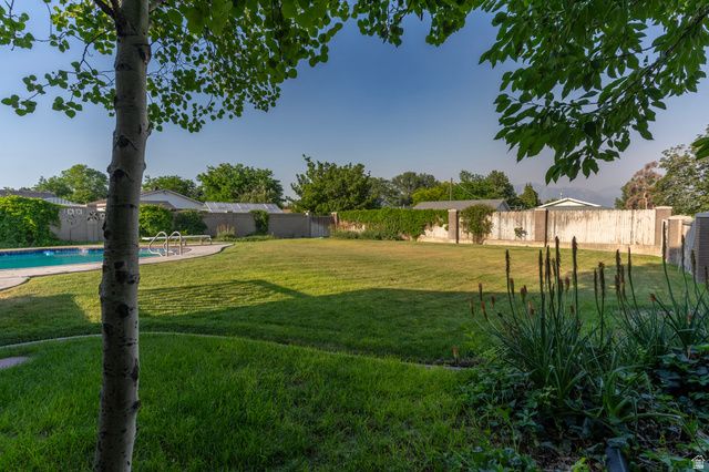2518 W CARSON LN, West Jordan, UT 84084