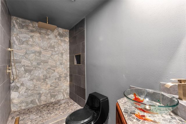 12210 White River Drive, Tomball, TX 77375