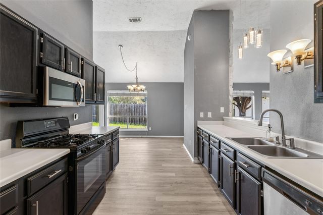 12210 White River Drive, Tomball, TX 77375