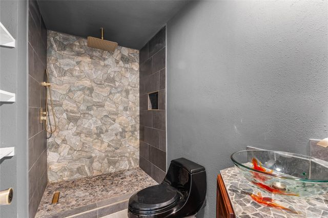 12210 White River Drive, Tomball, TX 77375