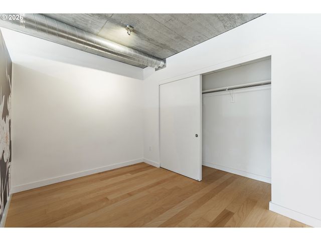 1926 W BURNSIDE St 812, Portland, OR 97209