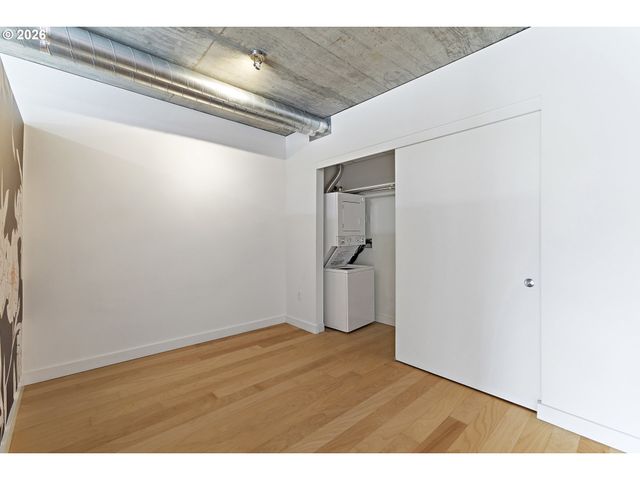 1926 W BURNSIDE St 812, Portland, OR 97209