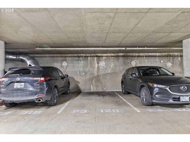 1926 W BURNSIDE St 812, Portland, OR 97209