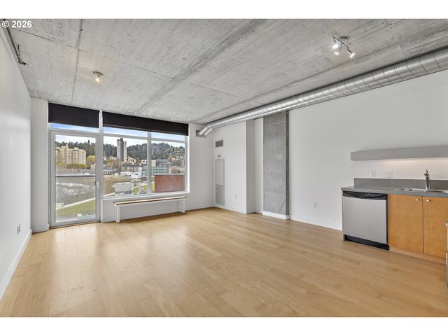 1926 W BURNSIDE St 812, Portland, OR 97209