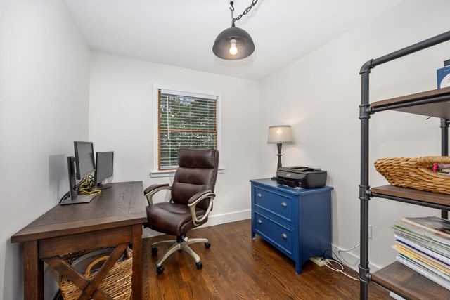 1059 Cumberland Avenue SE, Lowell, MI 49331