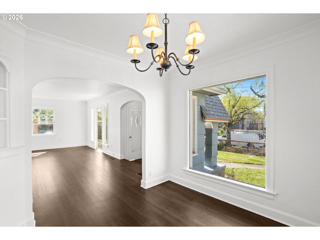 6312 N MONTANA Ave, Portland, OR 97217