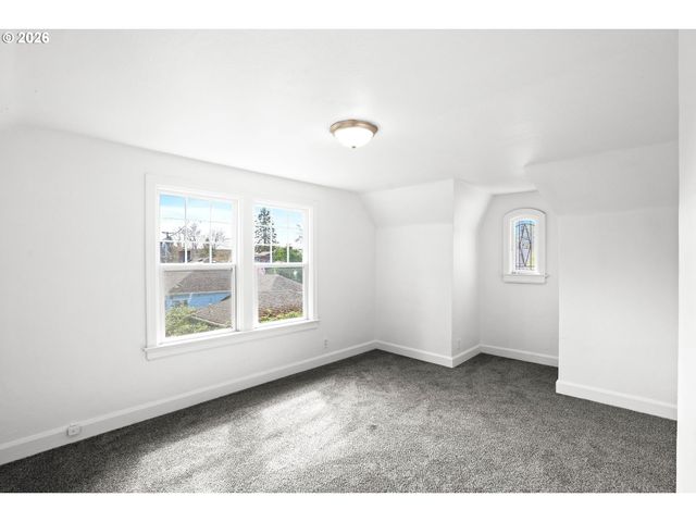 6312 N MONTANA Ave, Portland, OR 97217